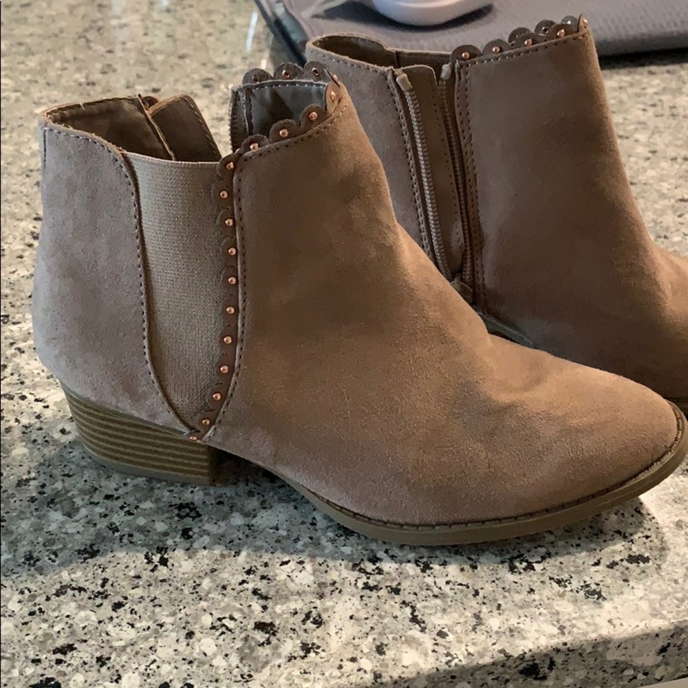 LC Booties